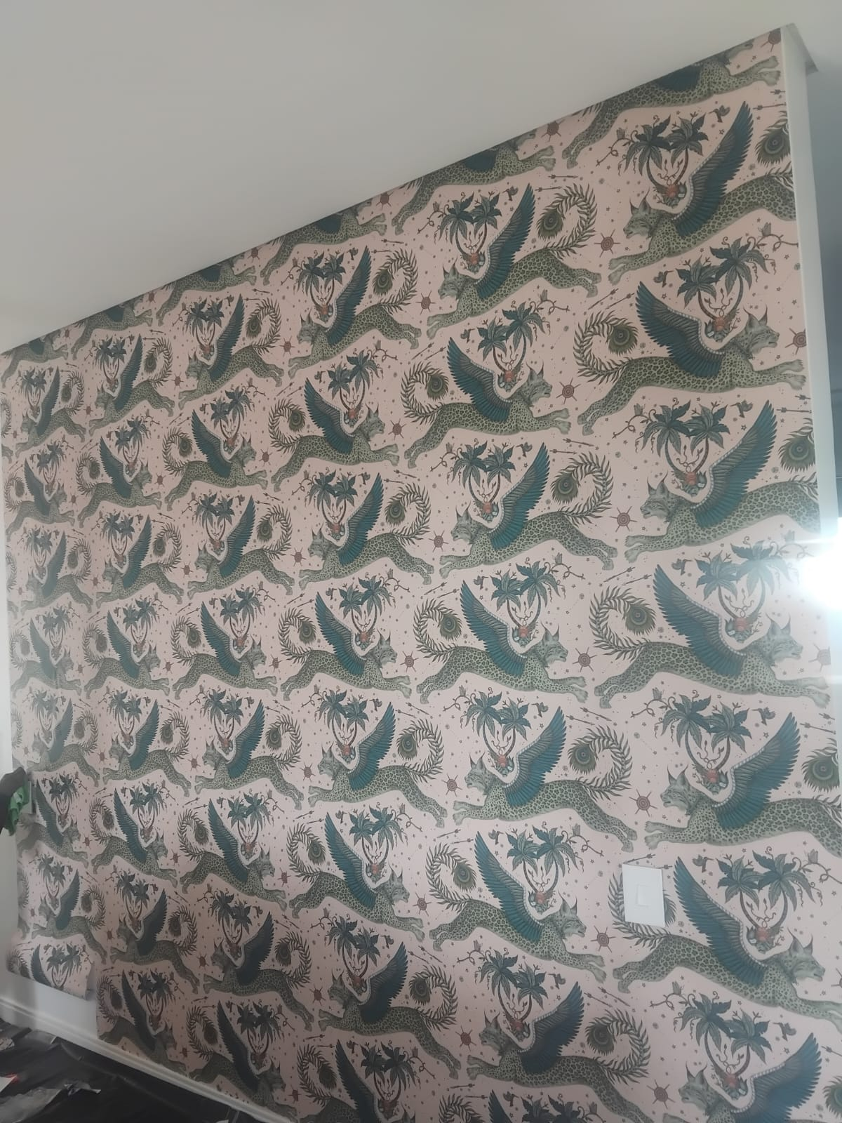 Completed patterned feature wall